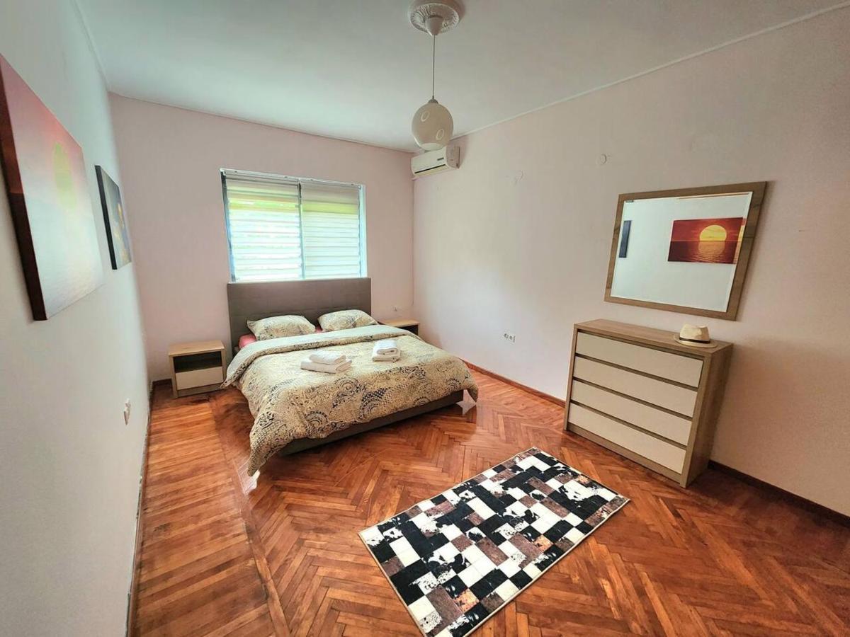Turqoise Flat In City Center With 24H Self Check In Tirana Exterior foto